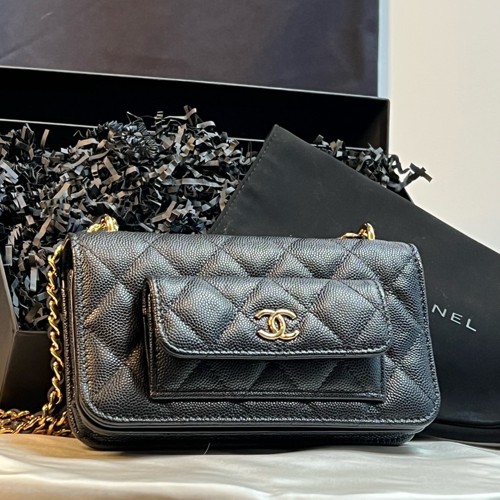 CHANEL Black Caviar Twin Pocket Quilted CAVIAR WOC - Picture 12 of 16